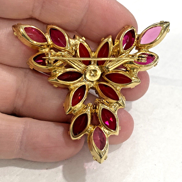 Vintage Rhinestone Brooch goldtone pink red prong set retro statement jewelry - Picture 6 of 8